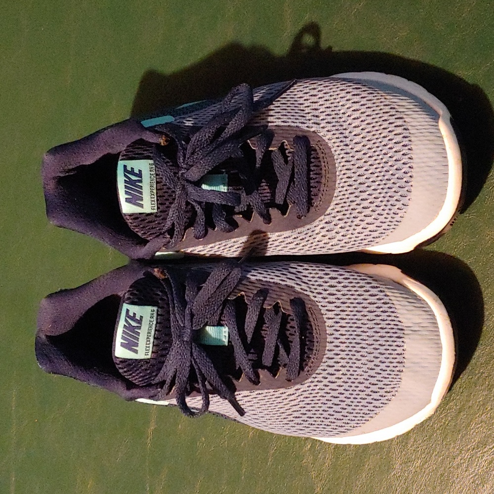 Nike Flex Experience RN6 Women's size 7.5